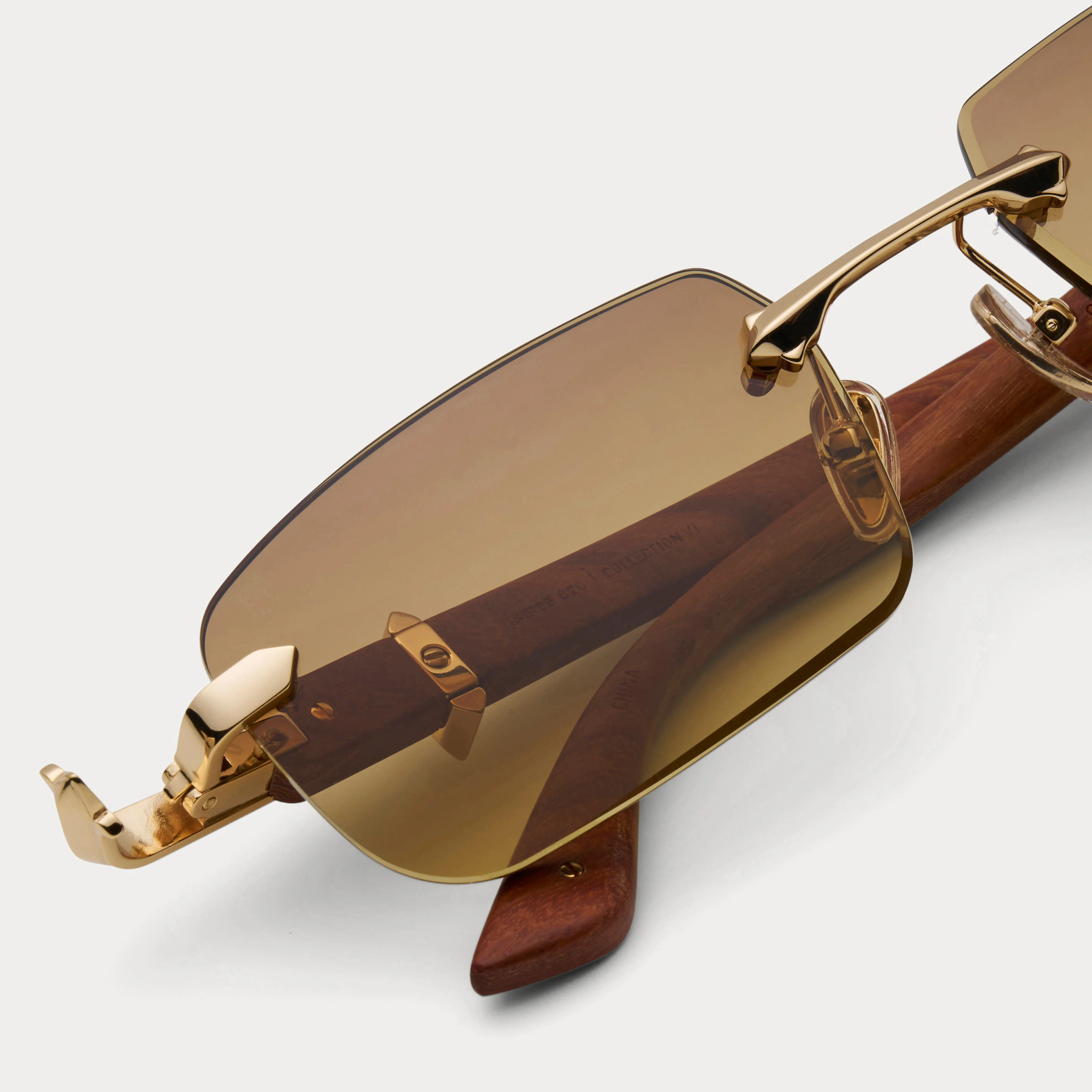 BROWN TINT CONFIDANTE - Image 4