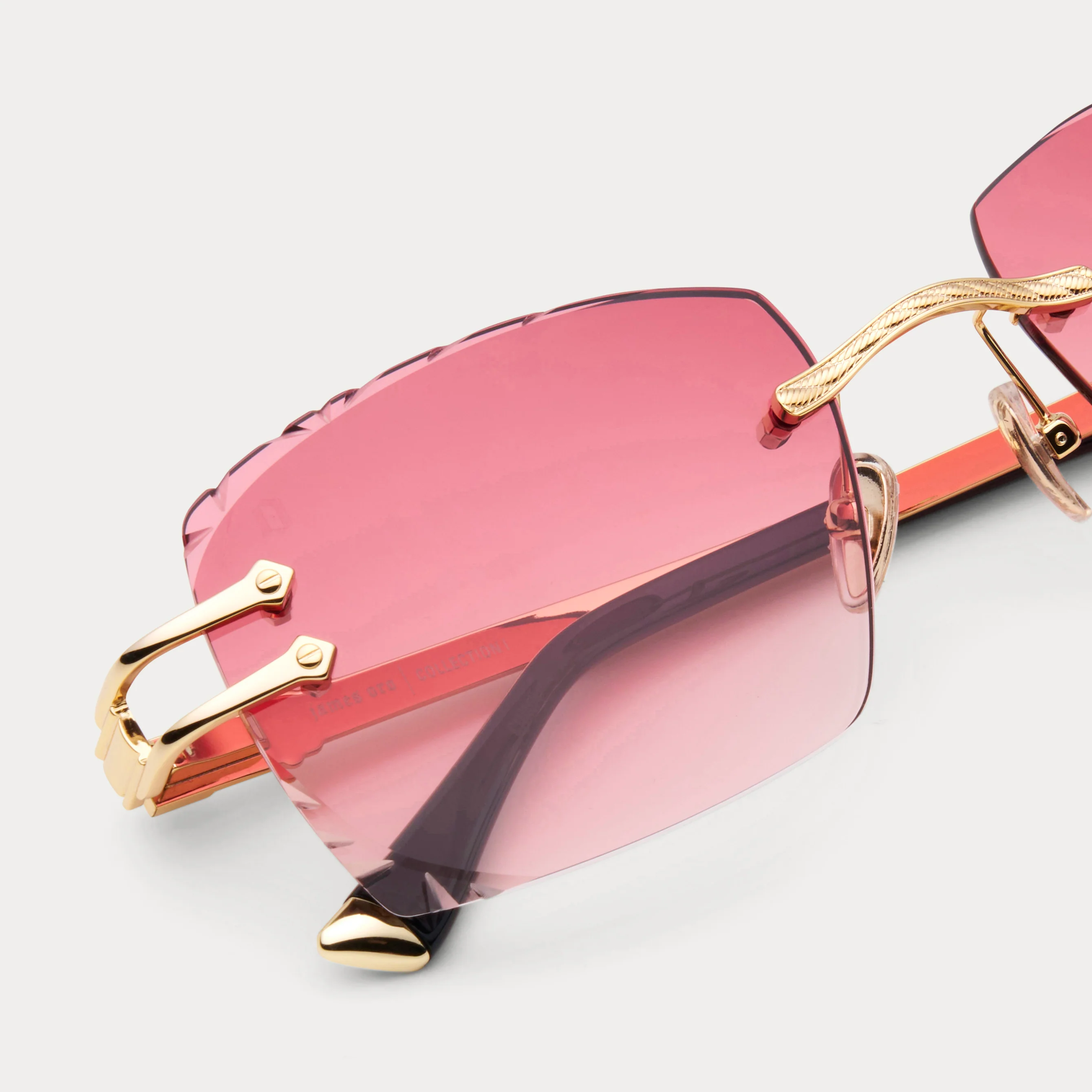 RED TINT GRAIL GEM CUT - Image 4