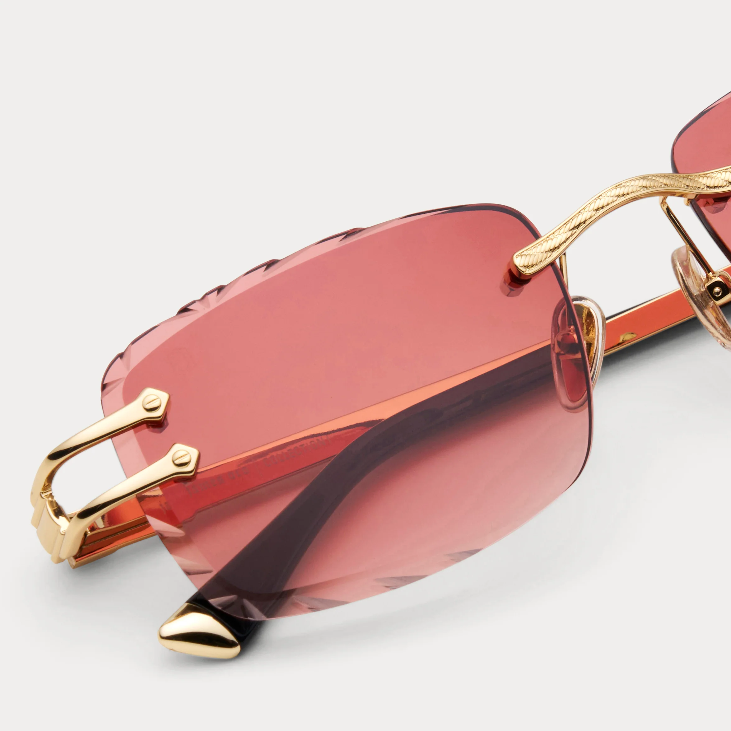 RED TINT SIGNATURE GEM CUT - Image 5